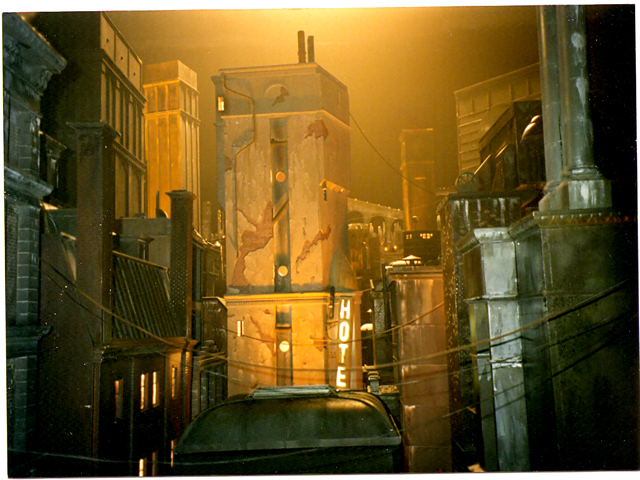 Dark City film still 1998